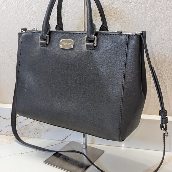 MICHAEL Michael Kors Handbags - Black Leather Handbag